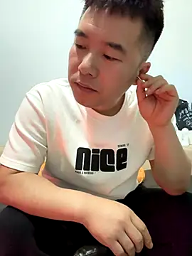 zxb757369 online show from 24, 10, 2025