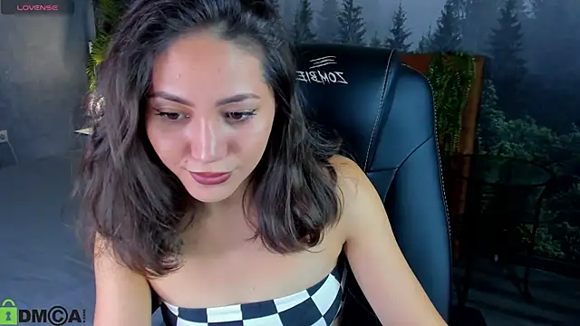 Bellalovesss online show from 18, 9, 2025
