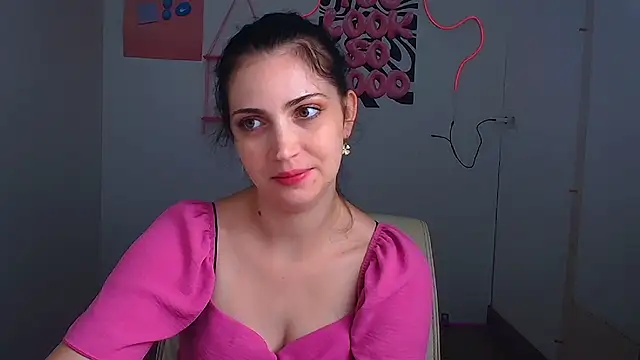 Snapshot of Amalia_amor chatting on 3, 7, 2026 Amalia amor online show from 3, 7, 2026