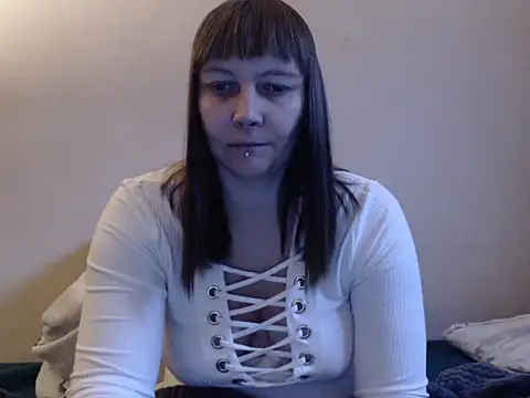 Snapshot of YviEngel87 chatting on 23, 1, 2025 YviEngel87 online show from 23, 1, 2025