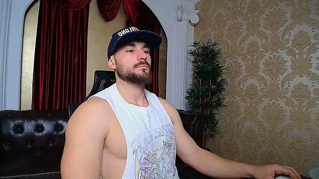 AdamJamesonn online show from 4, 2, 2025