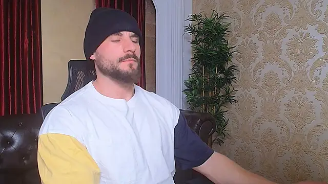 AdamJamesonn online show from 11, 3, 2025