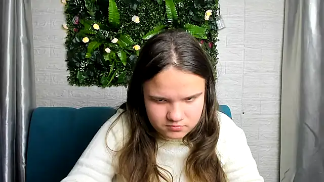 Snapshot of AdeleCruz chatting on 7, 1, 2025 AdeleCruz online show from 7, 1, 2025