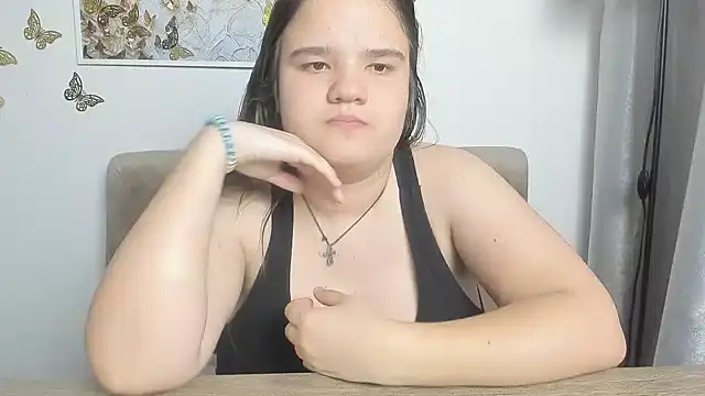 Snapshot of AdeleCruz chatting on 13, 3, 2025 AdeleCruz online show from 13, 3, 2025