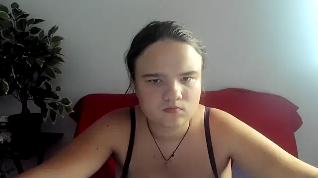 Snapshot of AdeleCruz chatting on 20, 9, 2025 AdeleCruz online show from 20, 9, 2025