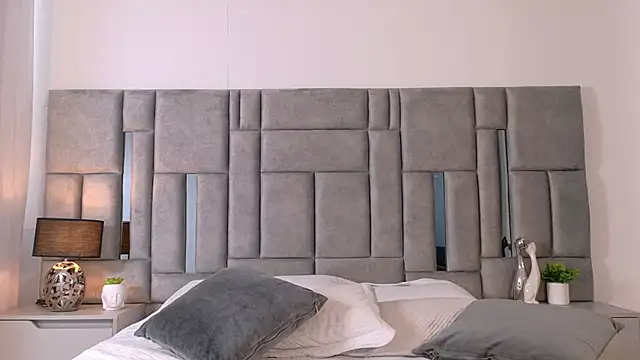 Karla Hudsson online show from 11, 11, 2025