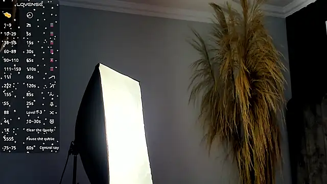 chelsea bolton  online show from 29, 11, 2025