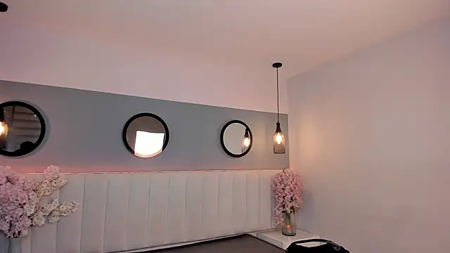 chelsea bolton  online show from 26, 3, 2026