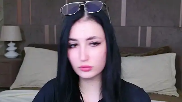 Snapshot of EmmaLawrens chatting on 14, 9, 2025 EmmaLawrens online show from 14, 9, 2025