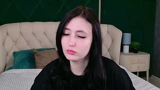 Snapshot of EmmaLawrens chatting on 2, 3, 2026 EmmaLawrens online show from 2, 3, 2026