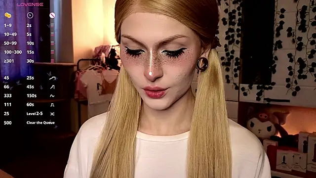 Emily  Mooree online show from 9, 10, 2025