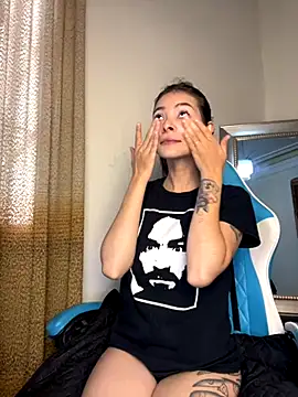 Aleska Miami online show from 2, 10, 2025