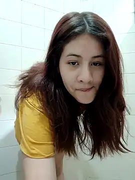 MiaQueen021 online show from 6, 10, 2025
