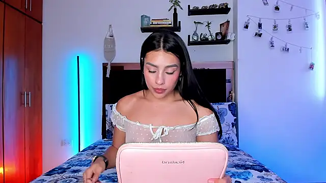 Snapshot of Carorosse chatting on 19, 3, 2025 Carorosse online show from 19, 3, 2025