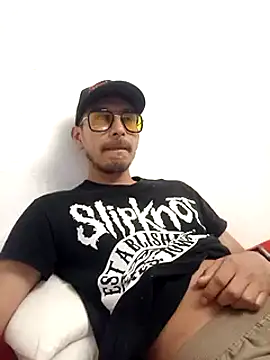 Snapshot of tony-camargo chatting on 25, 1, 2025 tony-camargo online show from 25, 1, 2025