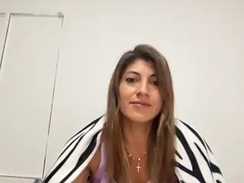 LunaBeya online show from 26, 2, 2025