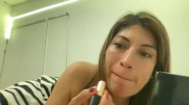 LunaBeya online show from 19, 3, 2025