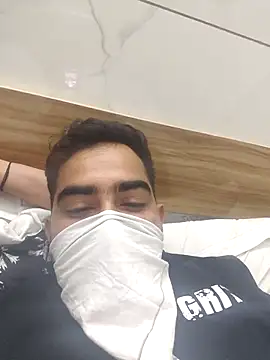 13lusty online show from 28, 2, 2025