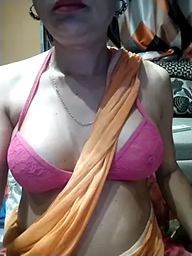 SANA-LEONI online show from 19, 3, 2025