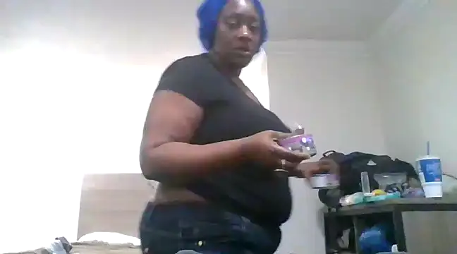 ExoticChocolit online show from 28, 1, 2025