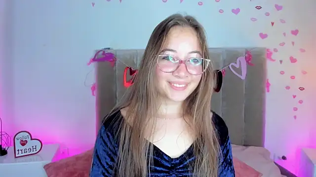 Dahlia Rousse online show from 22, 3, 2025