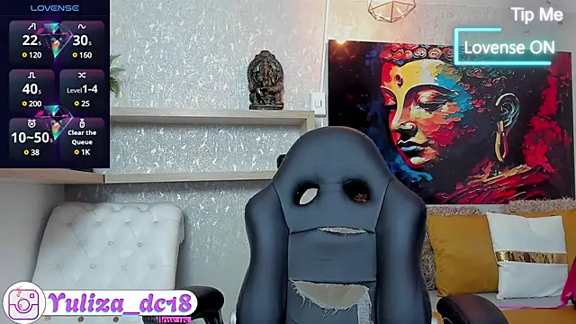 Luxury Woman online show from 12, 3, 2025