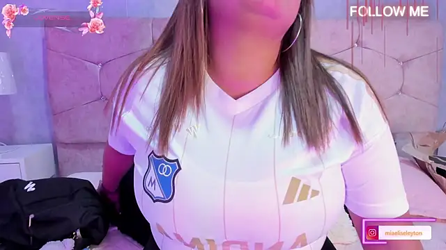 Elise-Leyton online show from 29, 10, 2025