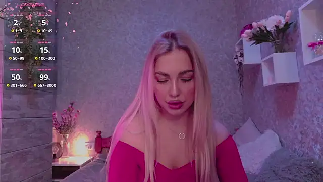 Mika Rayy online show from 14, 10, 2025