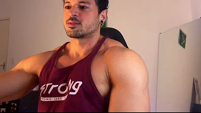 Snapshot of Lucasfit24 chatting on 23, 7, 2026 Lucasfit24 online show from 23, 7, 2026
