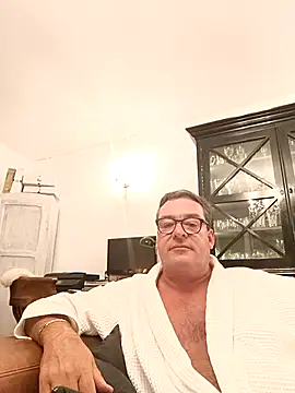 MountJohnXL online show from 4, 4, 2026