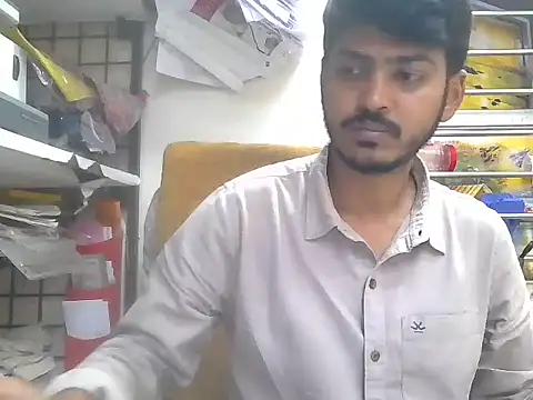 cute modell online show from 20, 2, 2026