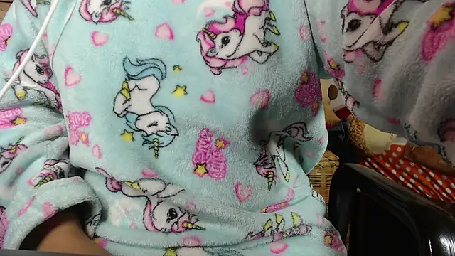 Snapshot of temptation-x chatting on 6, 2, 2025 temptation-x online show from 6, 2, 2025