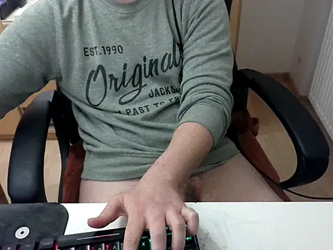 Snapshot of dirtykinkyslut chatting on 10, 1, 2025 dirtykinkyslut online show from 10, 1, 2025