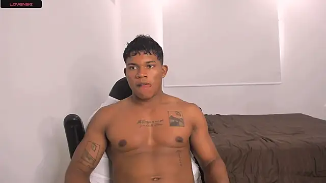 Snapshot of maxsteel177 chatting on 24, 1, 2025 maxsteel177 online show from 24, 1, 2025