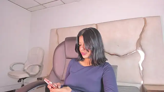 Snapshot of Salmaportman69 chatting on 13, 5, 2026 Salmaportman69 online show from 13, 5, 2026