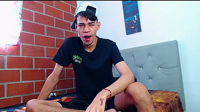 Alejandro bigdick x online show from 3, 3, 2025