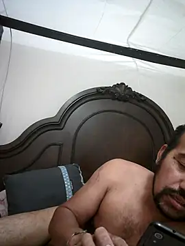 Goloso2423 online show from 3, 11, 2025