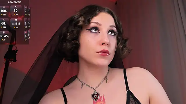 Eva Moss  online show from 10, 2, 2025