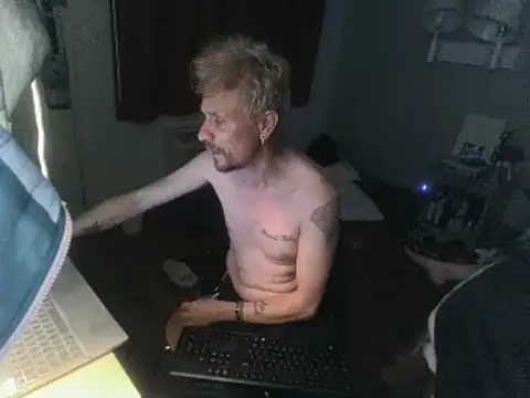 Snapshot of AQuickPhyx chatting on 20, 2, 2025 AQuickPhyx online show from 20, 2, 2025