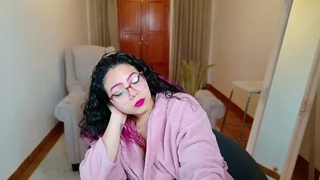 Snapshot of SelenaBlumX chatting on 28, 1, 2025 SelenaBlumX online show from 28, 1, 2025