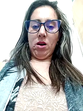 CHARLOTTE 1711 online show from 13, 3, 2025