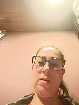 Snapshot of CHARLOTTE_1711 chatting on 14, 5, 2026 CHARLOTTE 1711 online show from 14, 5, 2026