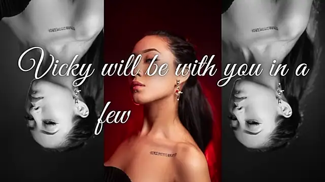 Snapshot of victoria_ricci_a chatting on 12, 11, 2025 victoria ricci a online show from 12, 11, 2025