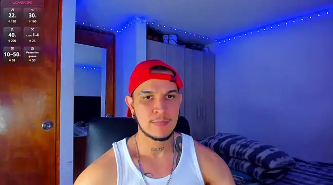 Snapshot of austinoficial chatting on 7, 3, 2025 austinoficial online show from 7, 3, 2025