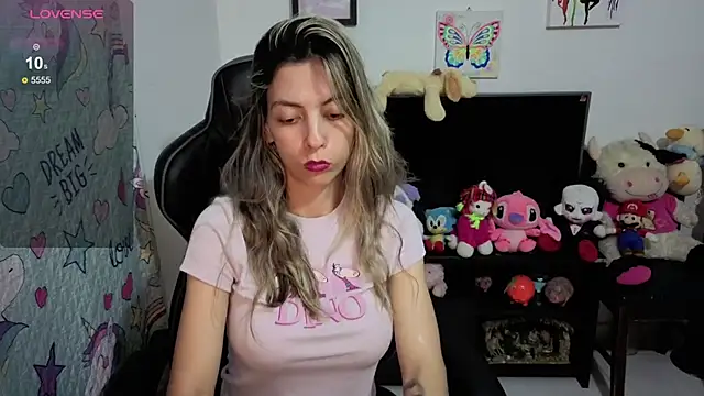 Princezzlove3 online show from 21, 9, 2025