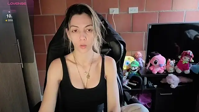 Princezzlove3 online show from 11, 10, 2025