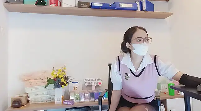 Lush-Office online show from 24, 2, 2025