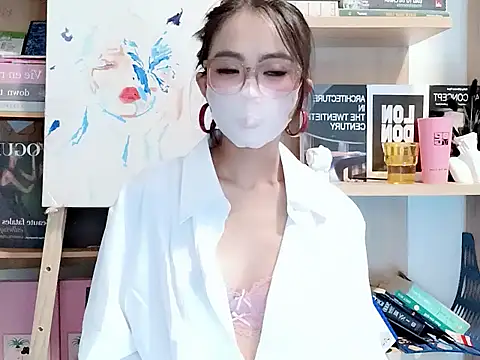 Lush-Office online show from 18, 10, 2025