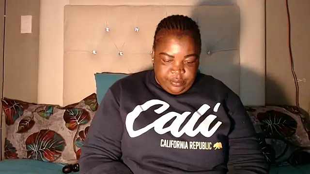 omalicha98 online show from 13, 4, 2026