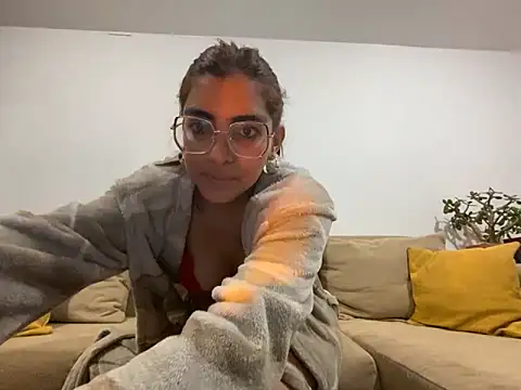 Snapshot of MartinaSooler chatting on 3, 2, 2025 MartinaSooler online show from 3, 2, 2025